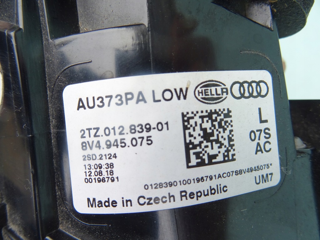 фото №8, Лампа задня задня ліва audi a3 8v4945075