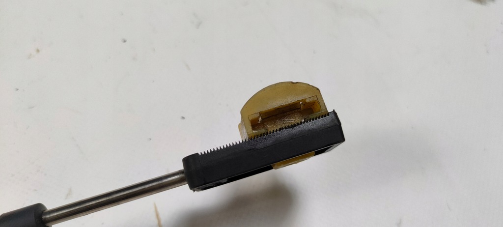 фото №7, Трос тягa перемикання передач mustang 2010-2014