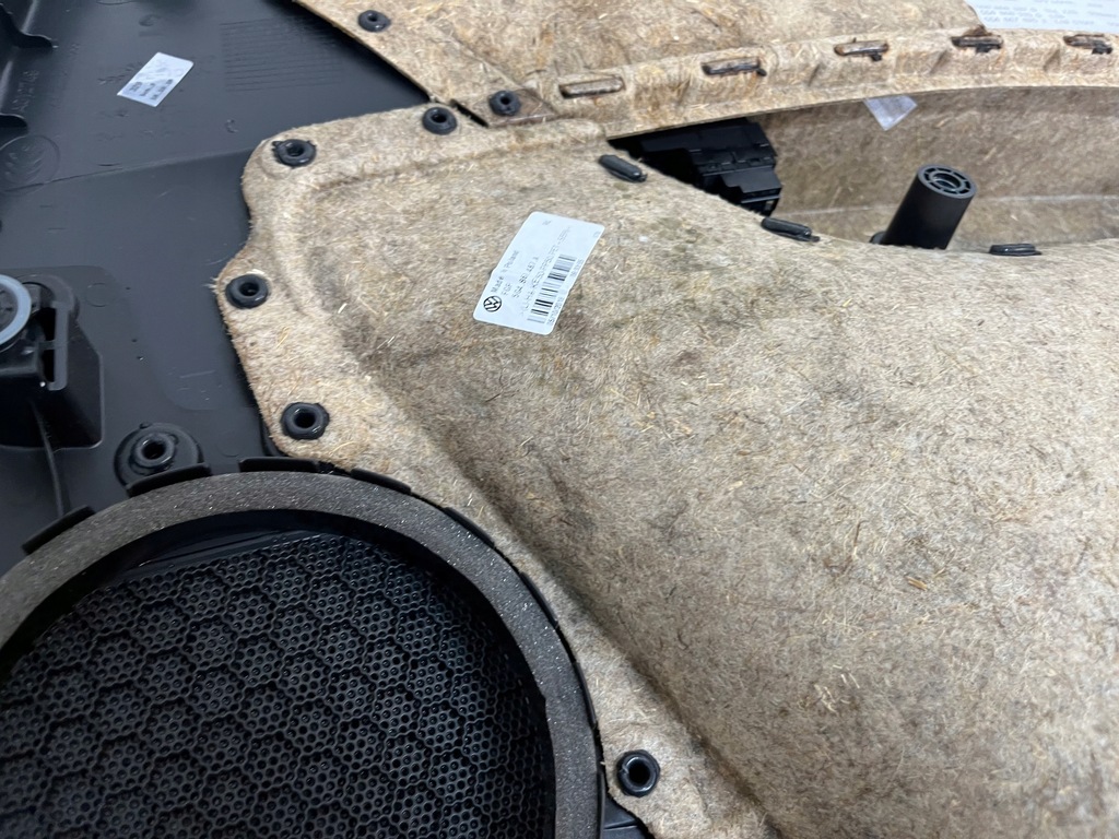 фото №9, Vw golf vii lift обшивка обивка дверь левый задняя задний оригинал