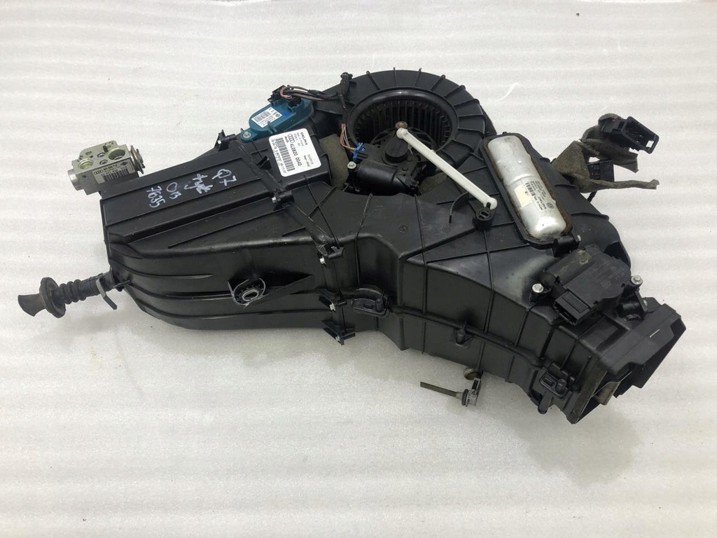фото №8, Отопитель воздуходувка audi q7 4l 05-15 4l0820004d