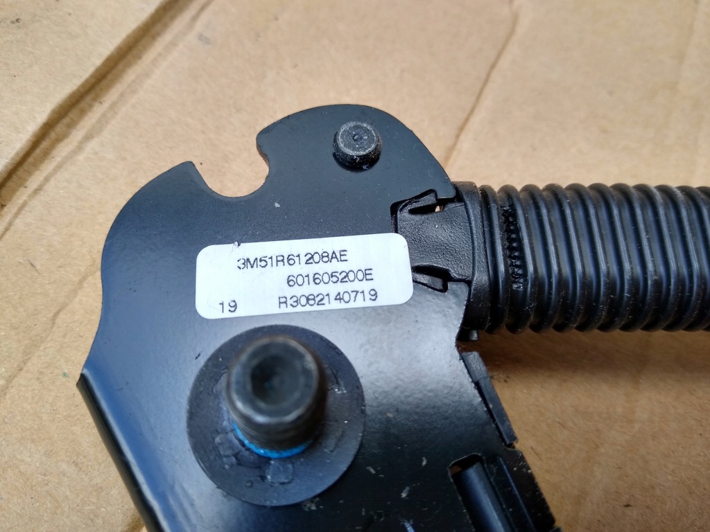 C-max mk1 рестайлинг  fl панель  подушка безопасности водителя пассажир натяжители датчик kuga mk1 с Разборки