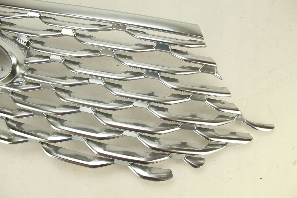 фото №6, Решітка радіатора решітка радіатора ford explorer platinum lb5b-8150-daw