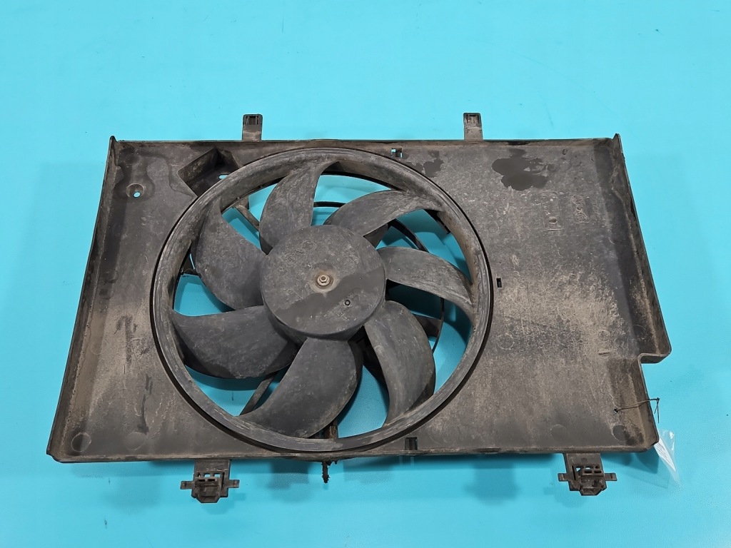 фото №1, Вентилятори вентилятор радіатора ford fiesta mk7 8v51-8c607-af 2pin1.4 tdci