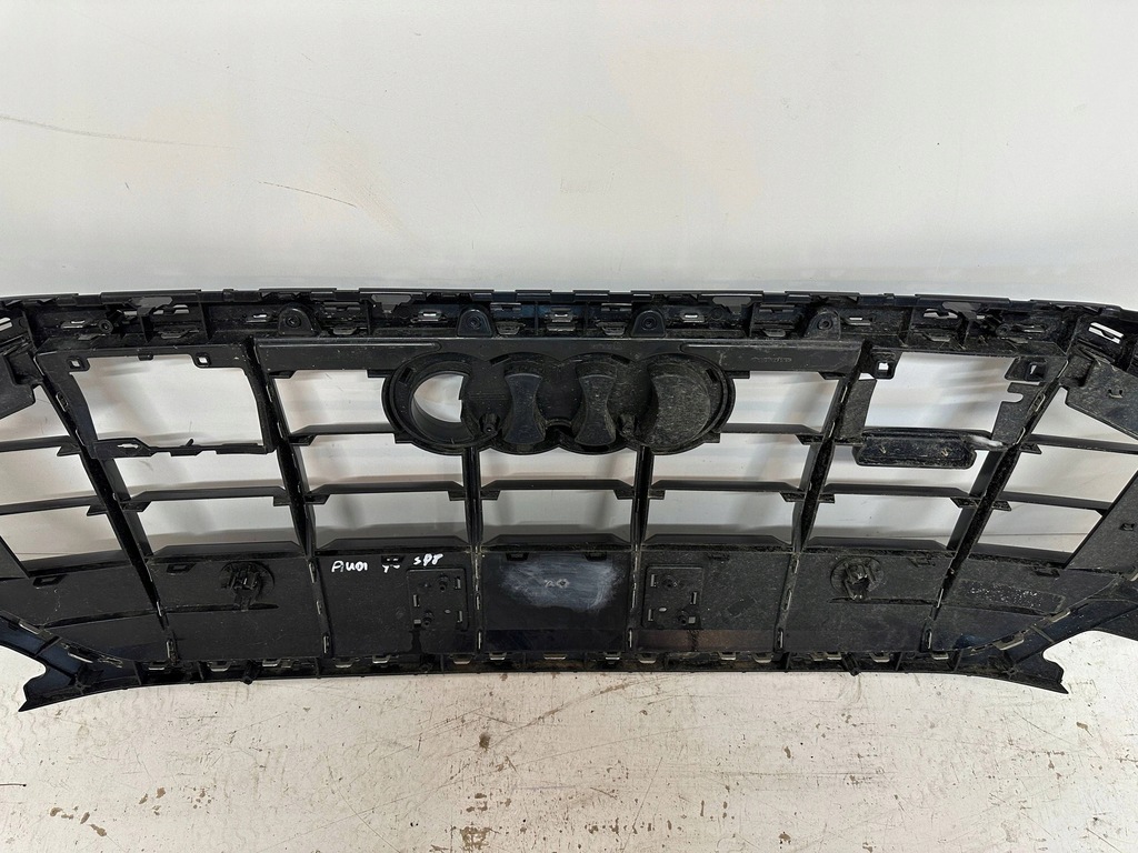 фото №9, Решітка радіатора решітка радіатора audi q8