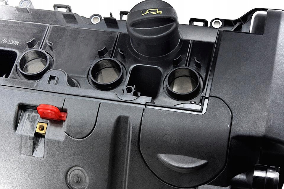 фото №2, Крышка клапанов do peugeot 308 i 1.4 1.6