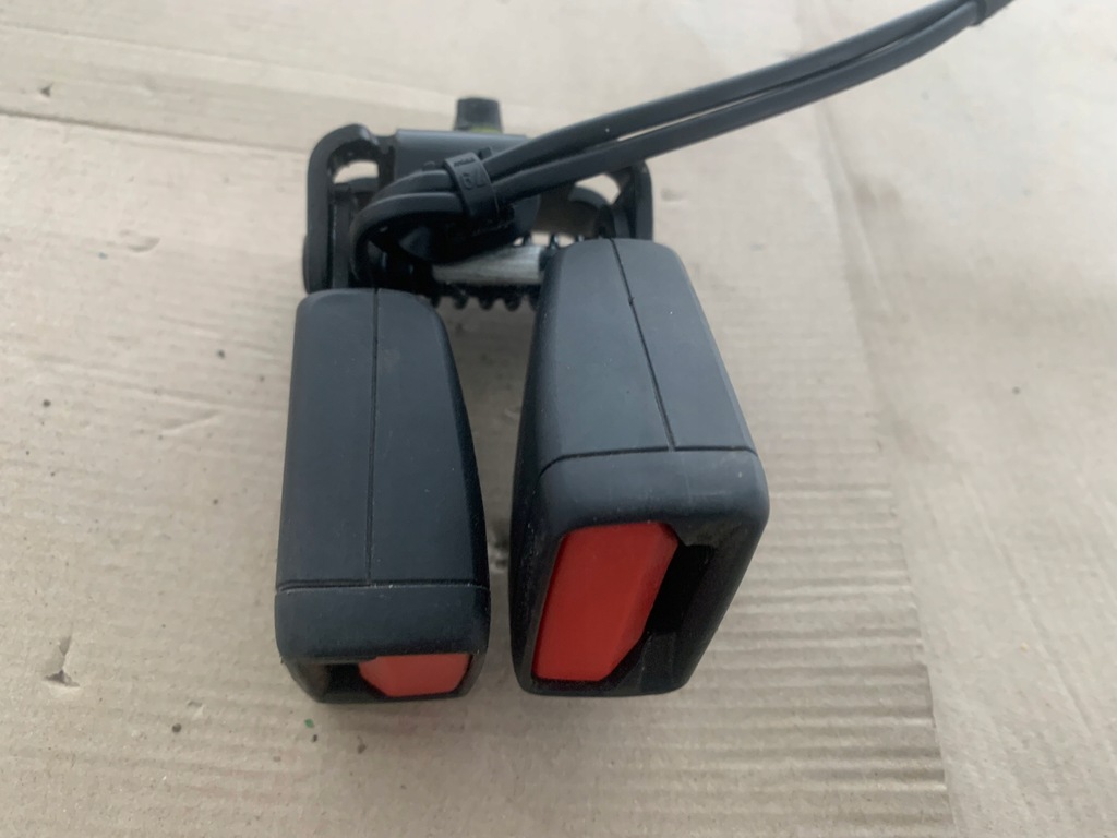 фото №3, Ford mustang mach-e rwd 75.7kwh клипса поперечина задняя оригинал