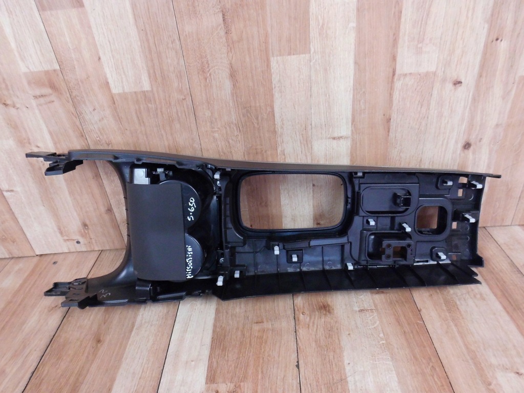 фото №13, Mitsubishi outlander iii накладка тунель середній