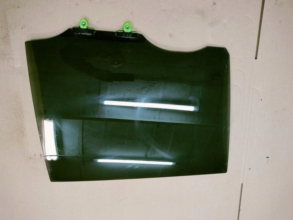 фото №1, Скло двері правий задня corolla e21 kombi оригінал 2019 rok