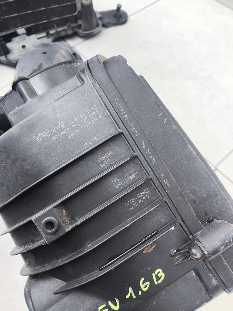 фото №6, Volkswagen golf v корпус фільтра повітря 1k0129607c vw touran 1 ?