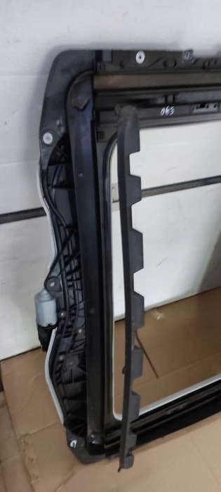 фото №5, Bmw e90 люк