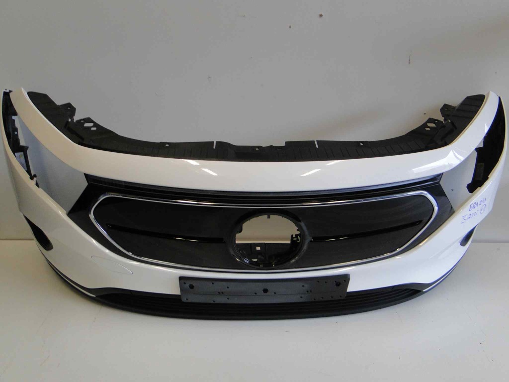 фото №11, Mercedes eqa h243 243 бампер нижняя часть bez pts