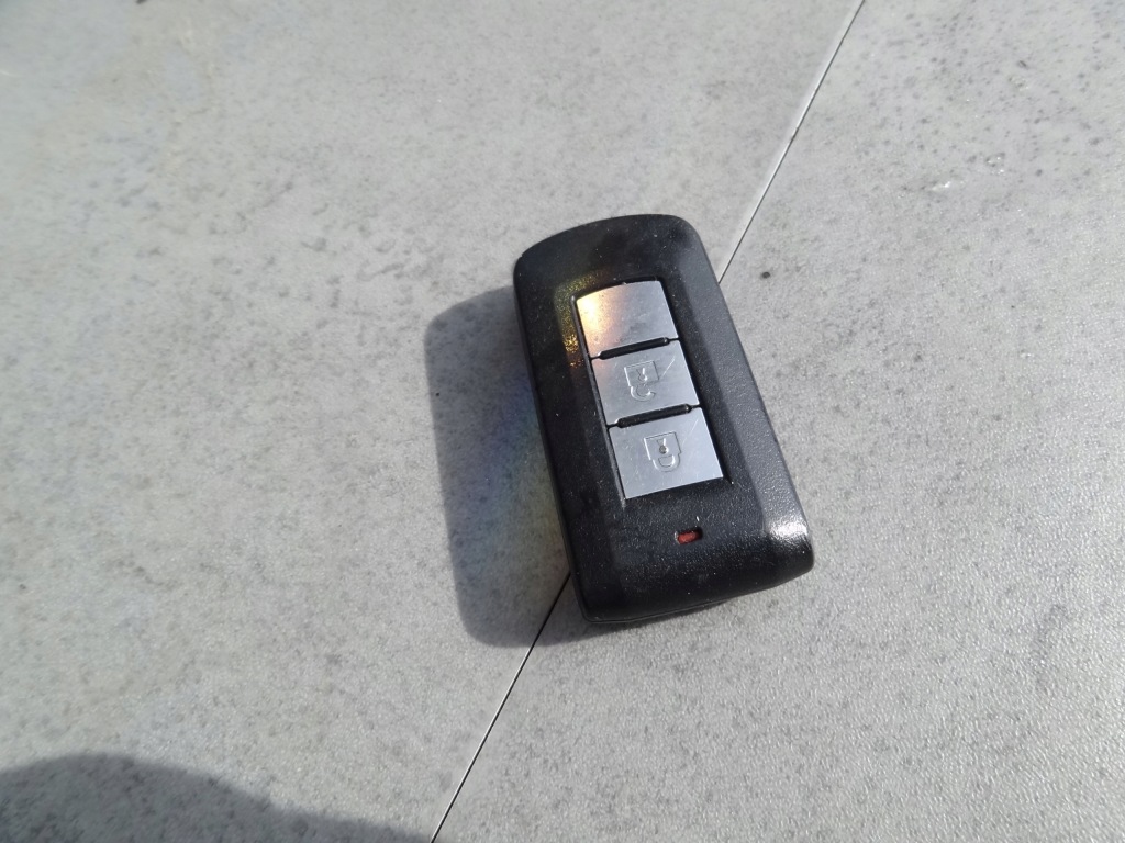 фото №1, Mitsubishi asx 2012 ключ pilot оригинал