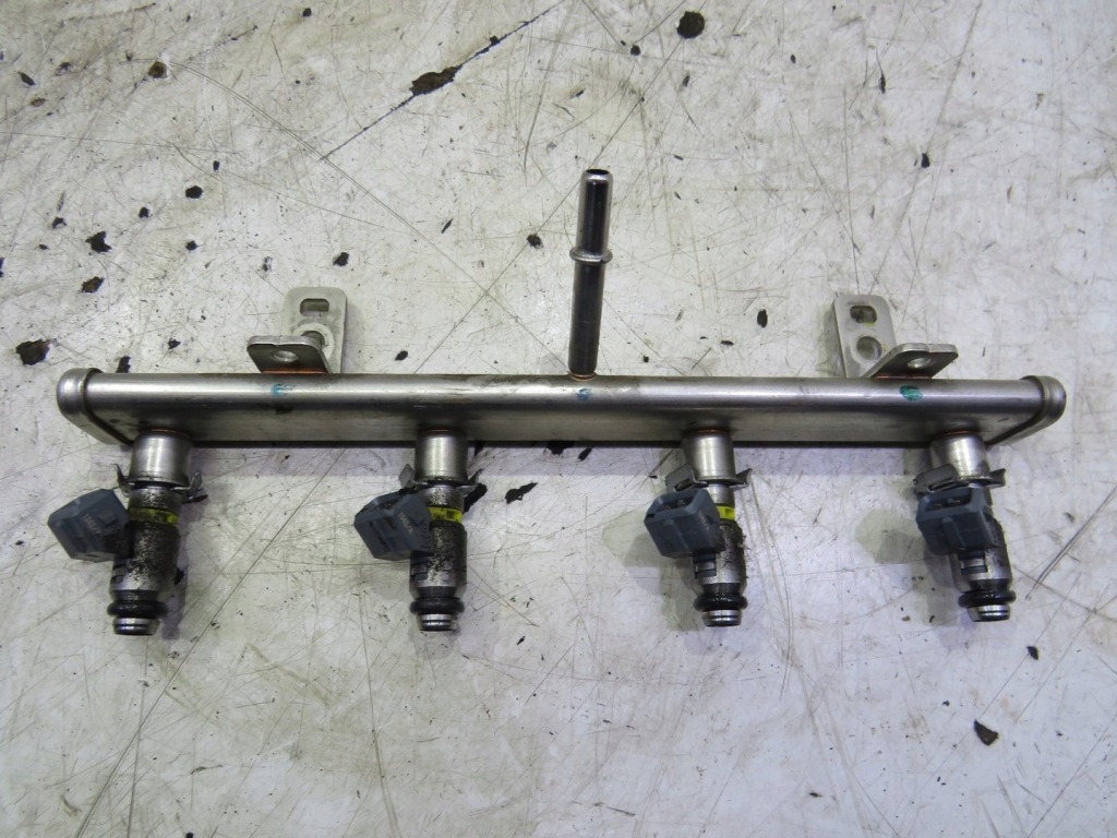 Купить Молдинг впрыскная форсунки renegade 1.4 15052a00742