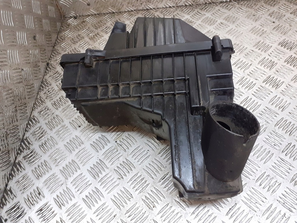 фото №1, Корпус фильтра воздуха peugeot 407