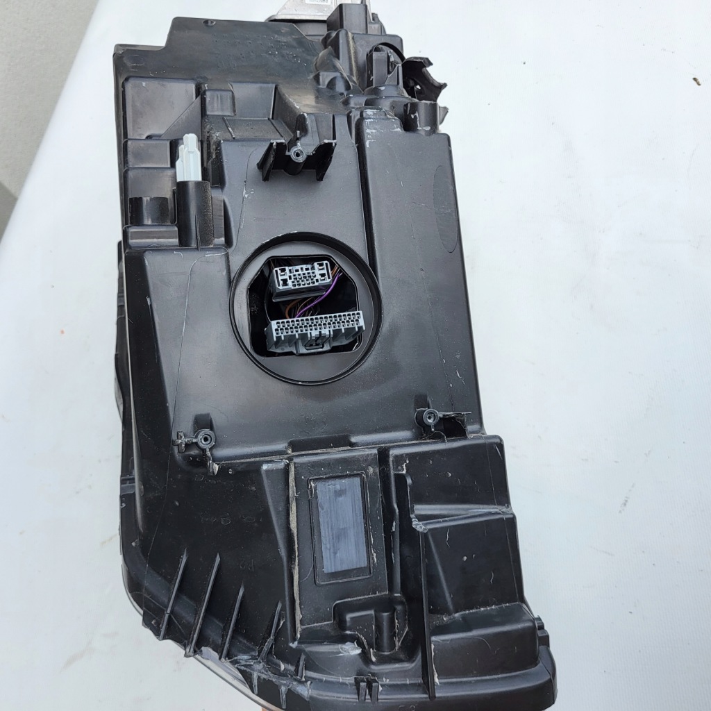 Фара лівий перед європа  32342456 volvo xc40 2 led Оригінал