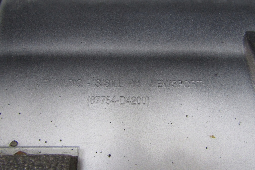 Молдинг поріг права kia optima 4 iv gt hybrid 16- Ціна