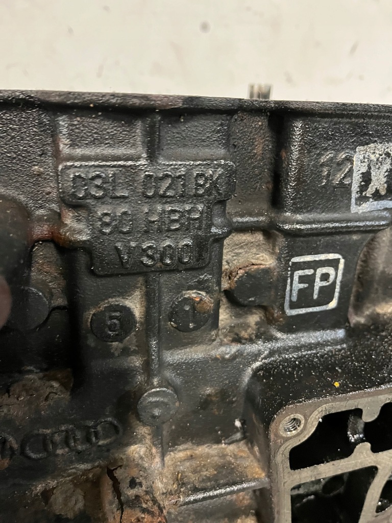 фото №11, Блок двигателя vw seat skoda audi 1.6 tdi cay 03l103021bk śląsk