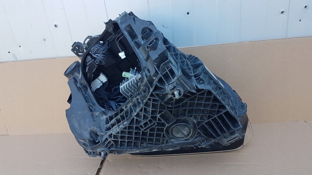 фото №12, Лампа перед левая porsche taycan 9j1 full led 9j1941031e