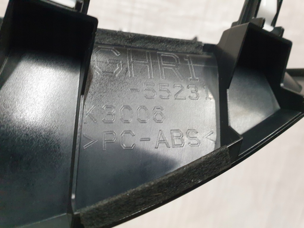 фото №7, Mazda 6 gj 12-15 42b 2.2 d рамка навигации экрана радио корпус