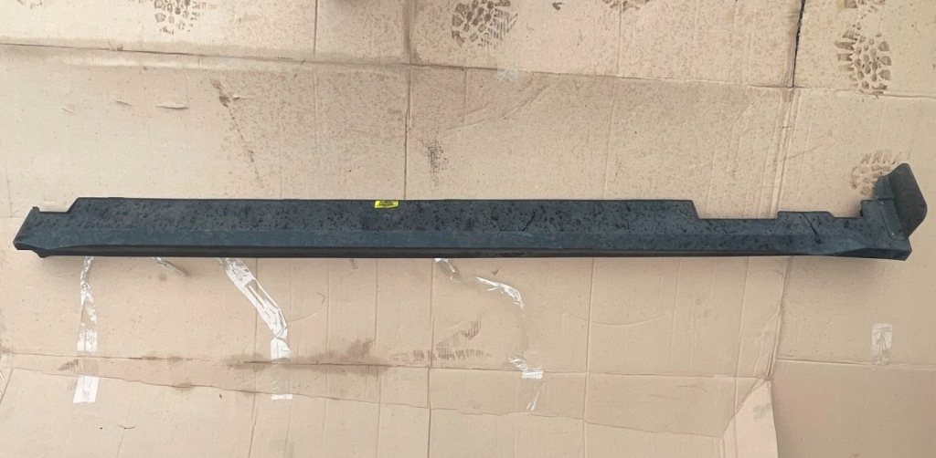 фото №1, Kia ev6 молдинг порог порог правый 87754-cv000