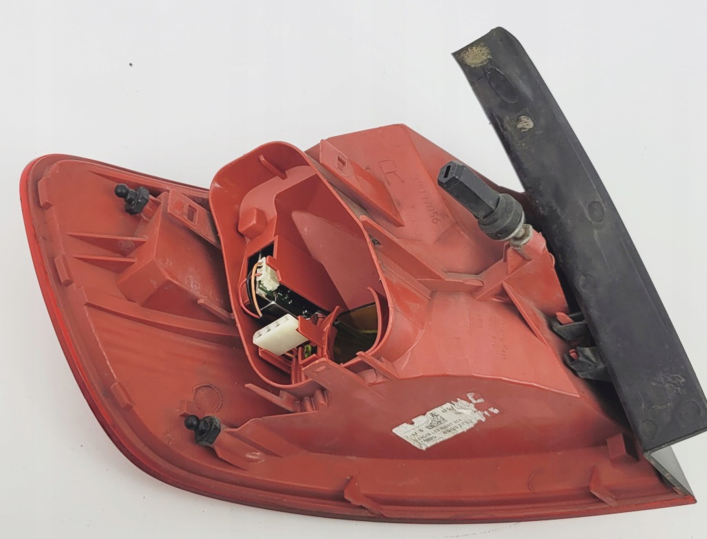 Купить Audi a6 c6 фара светодиодная led правый  w крыло универсал avant valeo