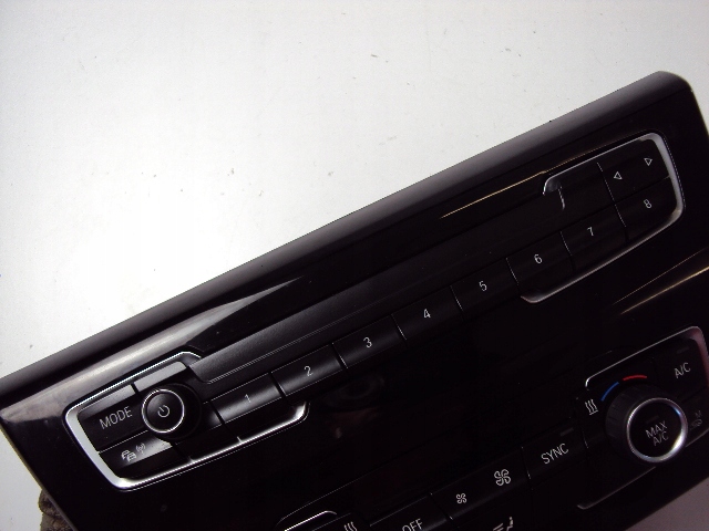 фото №3, Панель радио кондиционера bmw x1 f48