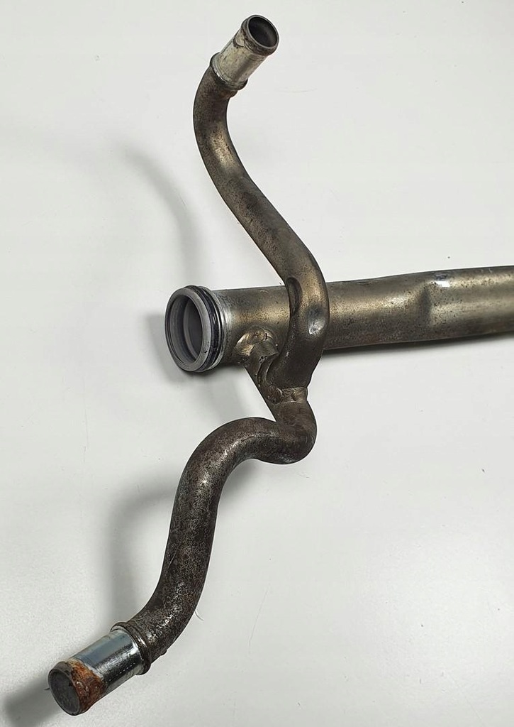 фото №2, Корпус термостата трубка volvo s80 v70 2.4 d5