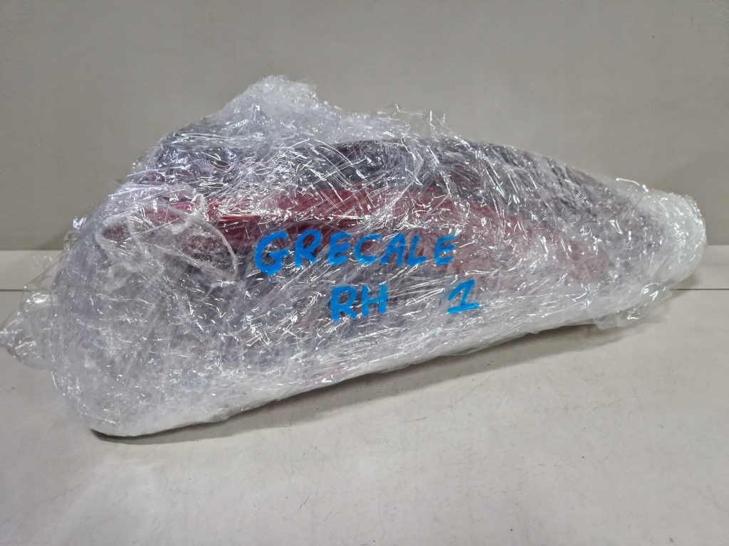 Лампа задний  задняя правая maserati grecale m182 670157329 Оригинал