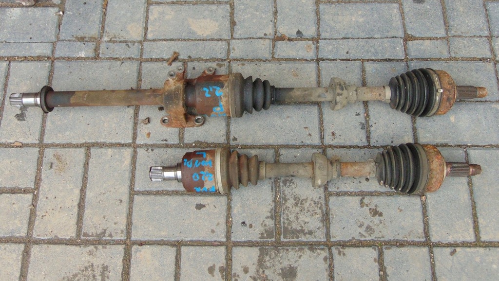 фото №1, Honda fr-v 04-09 2.2 i-cdti приводной вал левая механическая коробка передач