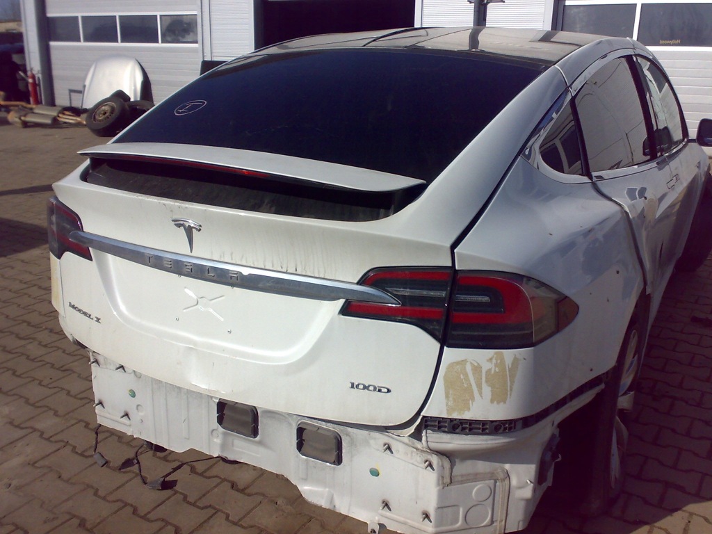 Купити Tesla x 15-21 крила задній задній чверть задня кришка багажника лампа ремінь підлога wann