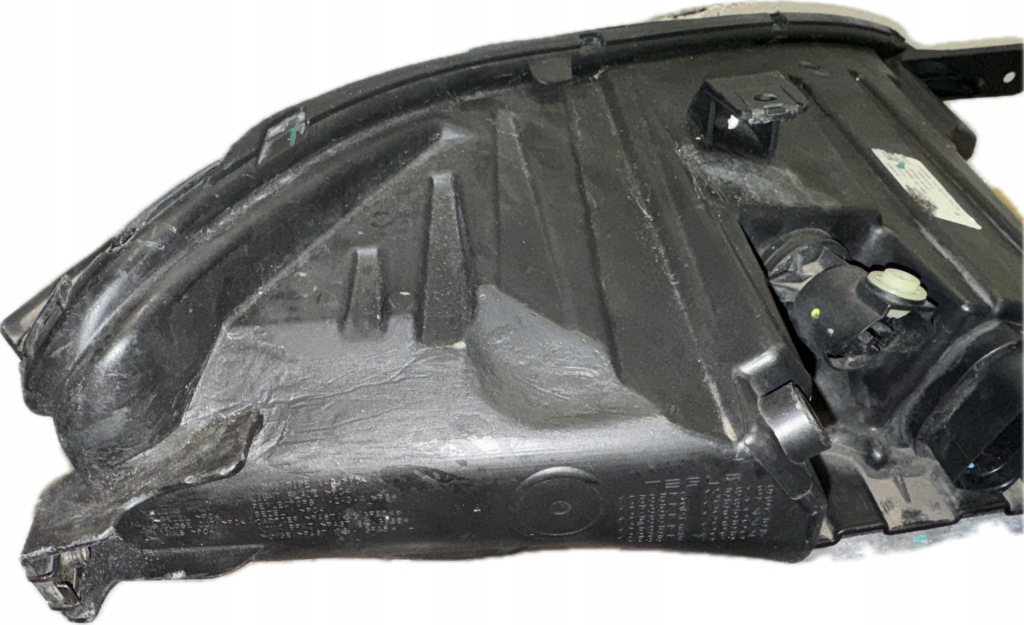 Tesla model s рестайлинг  16-20 full led фара левая перед европа  комплект 1053574-00-b Недорого