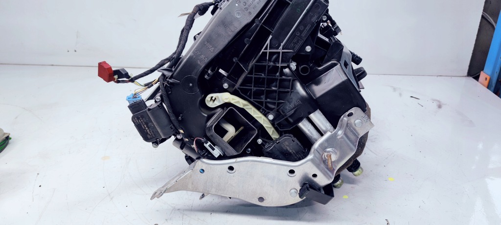 фото №13, Обігрівач комплектна audi a3 8p lift 8p1820003q