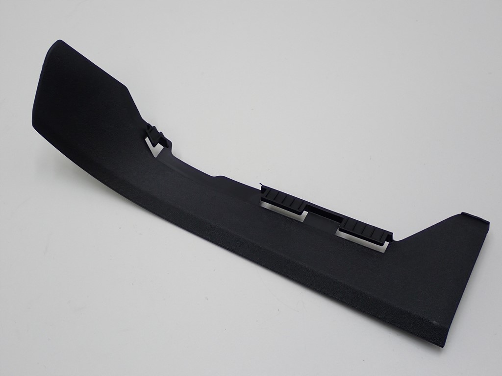 фото №1, Молдинг защита стойка левый перед porsche taycan 21r