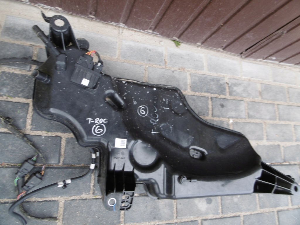 фото №2, Бак насос adblue 5q0131877r vw t-roc