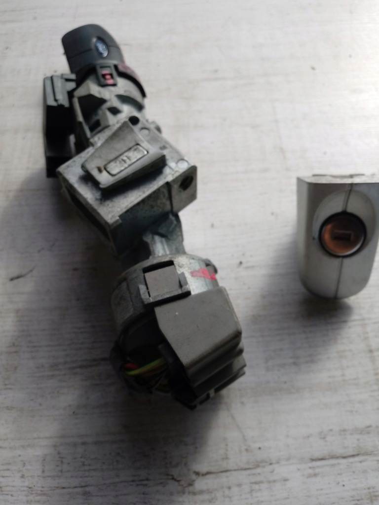 фото №6, Замок зажигания с ключ ford focus 6e5t-15607ba