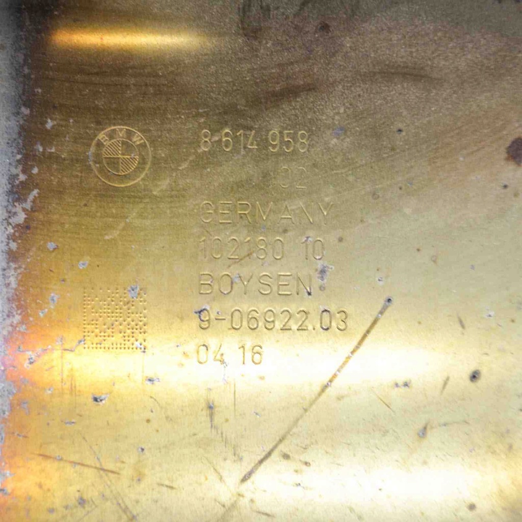 фото №8, Гаситель конечный bmw i3 i01 8614958 11706030 0.6l 125kw 2016