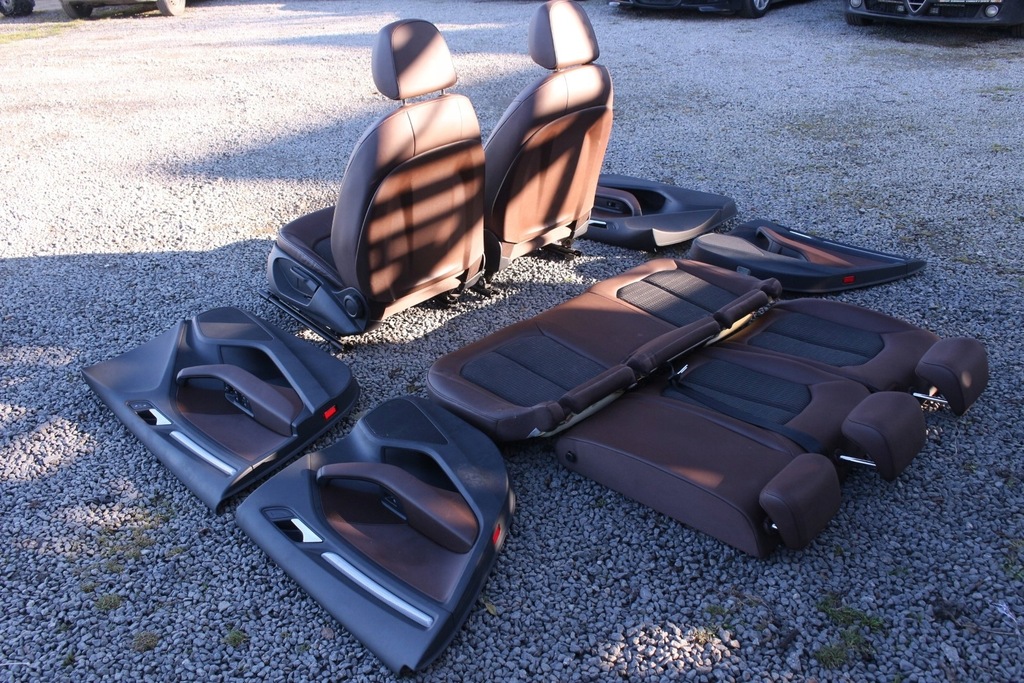 фото №6, Коричневые салон сиденья заднее сиденье audi a3 8v hb eu