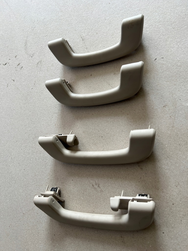 фото №1, Bmw 2 f45 f46 ручки потолочный комплект бежевые