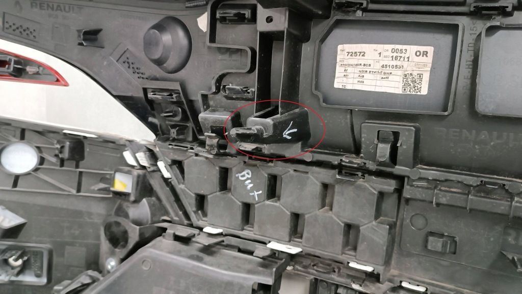 фото №14, Бампер перед передній renault megane v 5 e-tech 22-