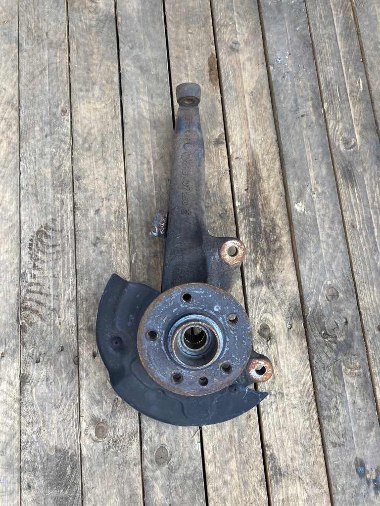 фото №1, Vw amarok поворотный кулак правая передняя 2h6407258