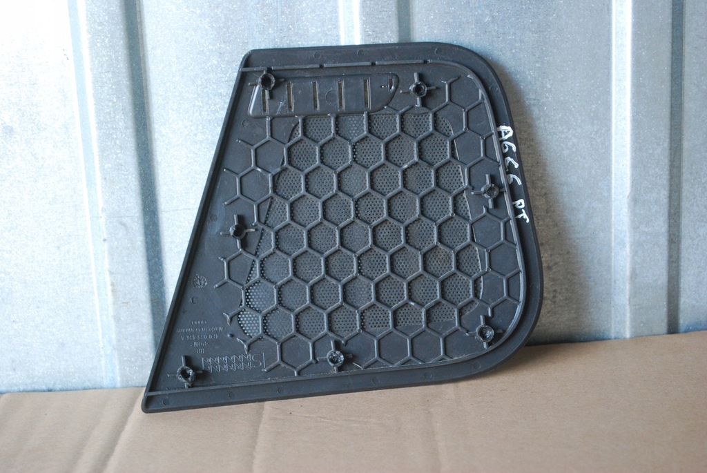 фото №10, Накладка bose права audi a6 c6 4f0035436a