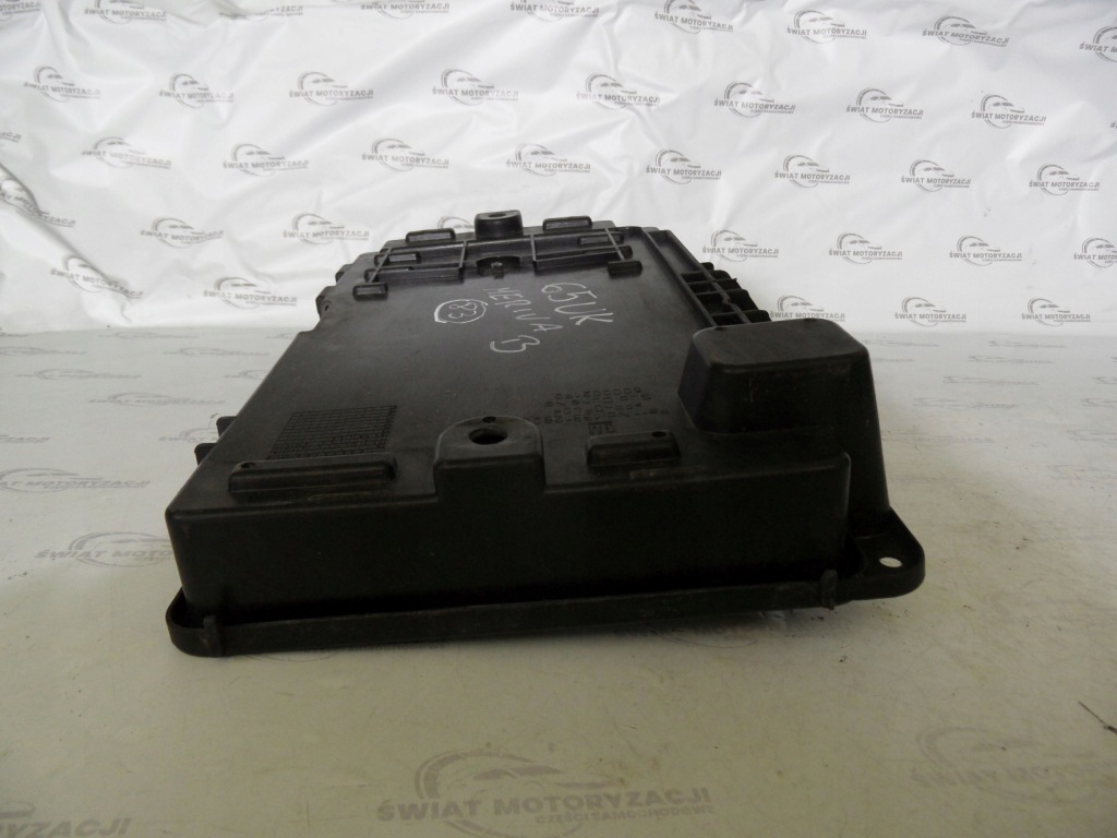 Opel meriva b 12r основание корпус аккумулятор 13312808 600002190 в Украине