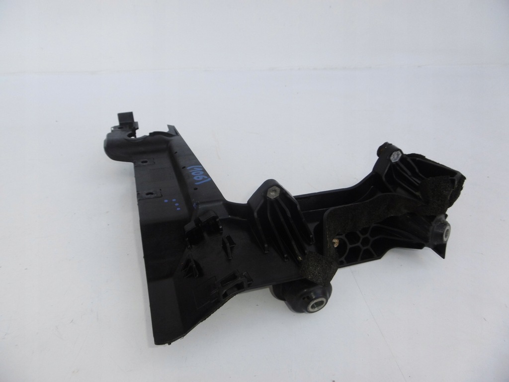 фото №7, Кронштейн аккумулятор volvo s80 ii v70 iii xc70 ii