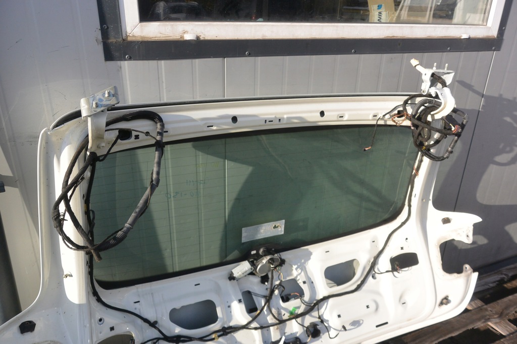 фото №15, Audi q7 4l крышка багажника багажника lr9a стекло