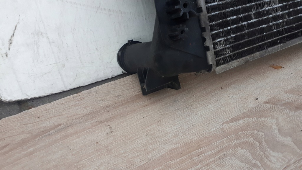 фото №5, Audi a6 c6 радіатор wody 4f0121251q