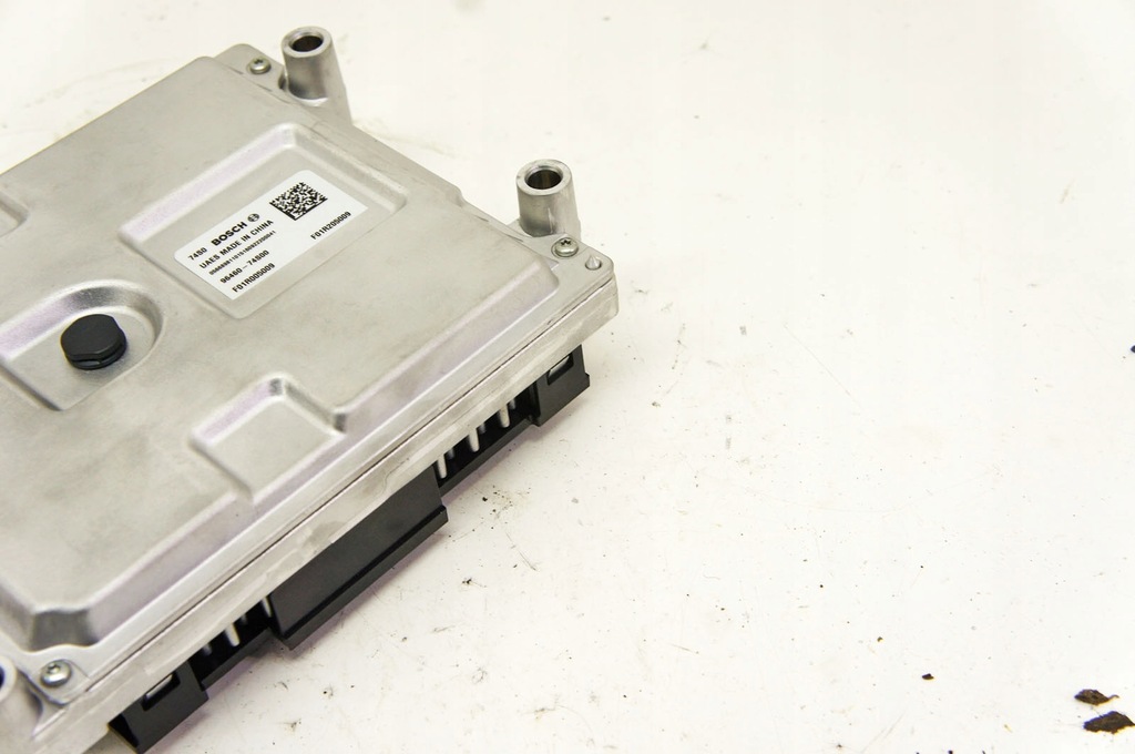 фото №5, Pz099 suzuki vitara iii 1.4i інвертор інвертор 96460-74s00