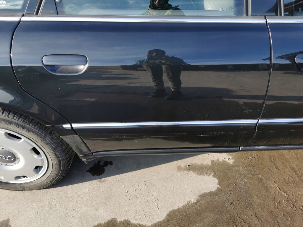 фото №1, Дверь правый задняя голый audi a8 d2 lz9w