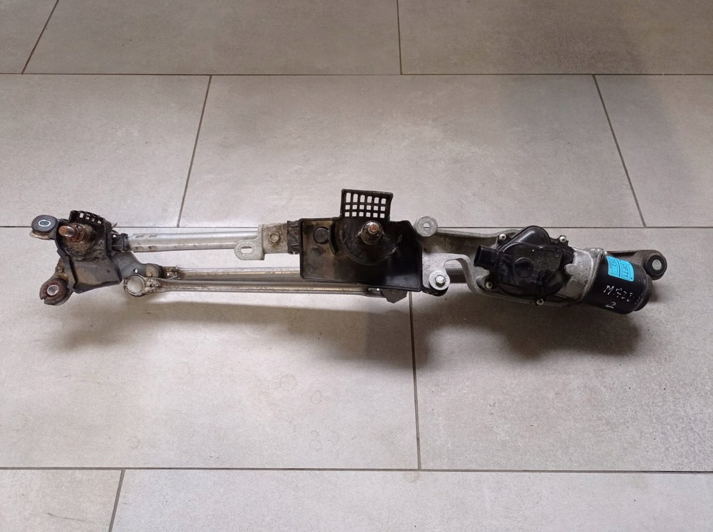 фото №1, Механизм дворник mazda 2 оригинальный номер df71 093