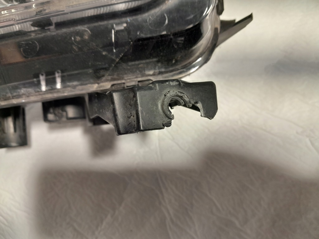 фото №2, Kia carnival лампа протитуманна права 92202-r0000