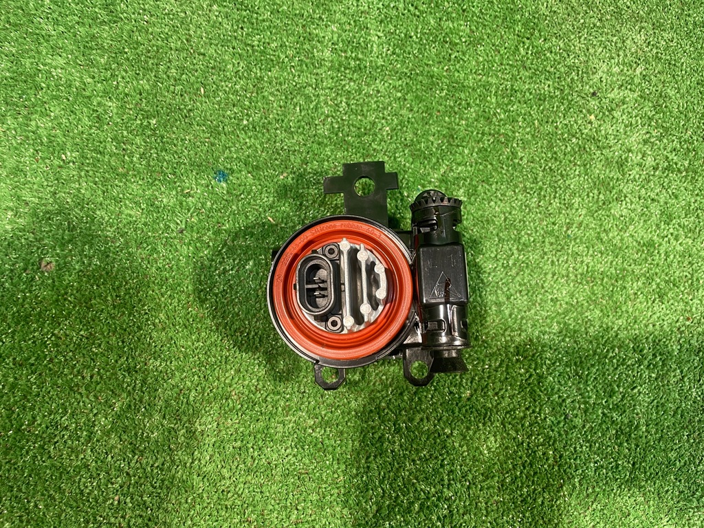 фото №8, Renault clio v противотуманная фара левый led 261550862r